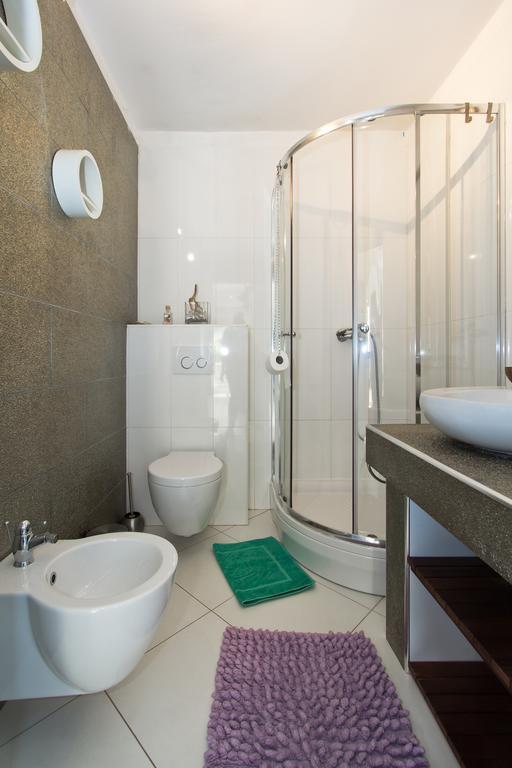 Guest House More ริเยกา ภายนอก รูปภาพ